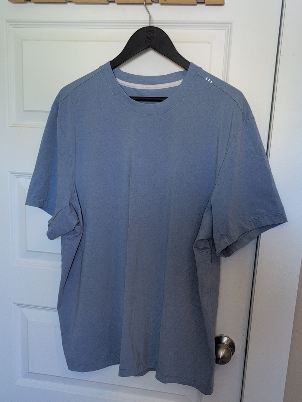 lululemon athletica Men's Crew Tee